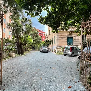 In Del '900 , Varazze Italia