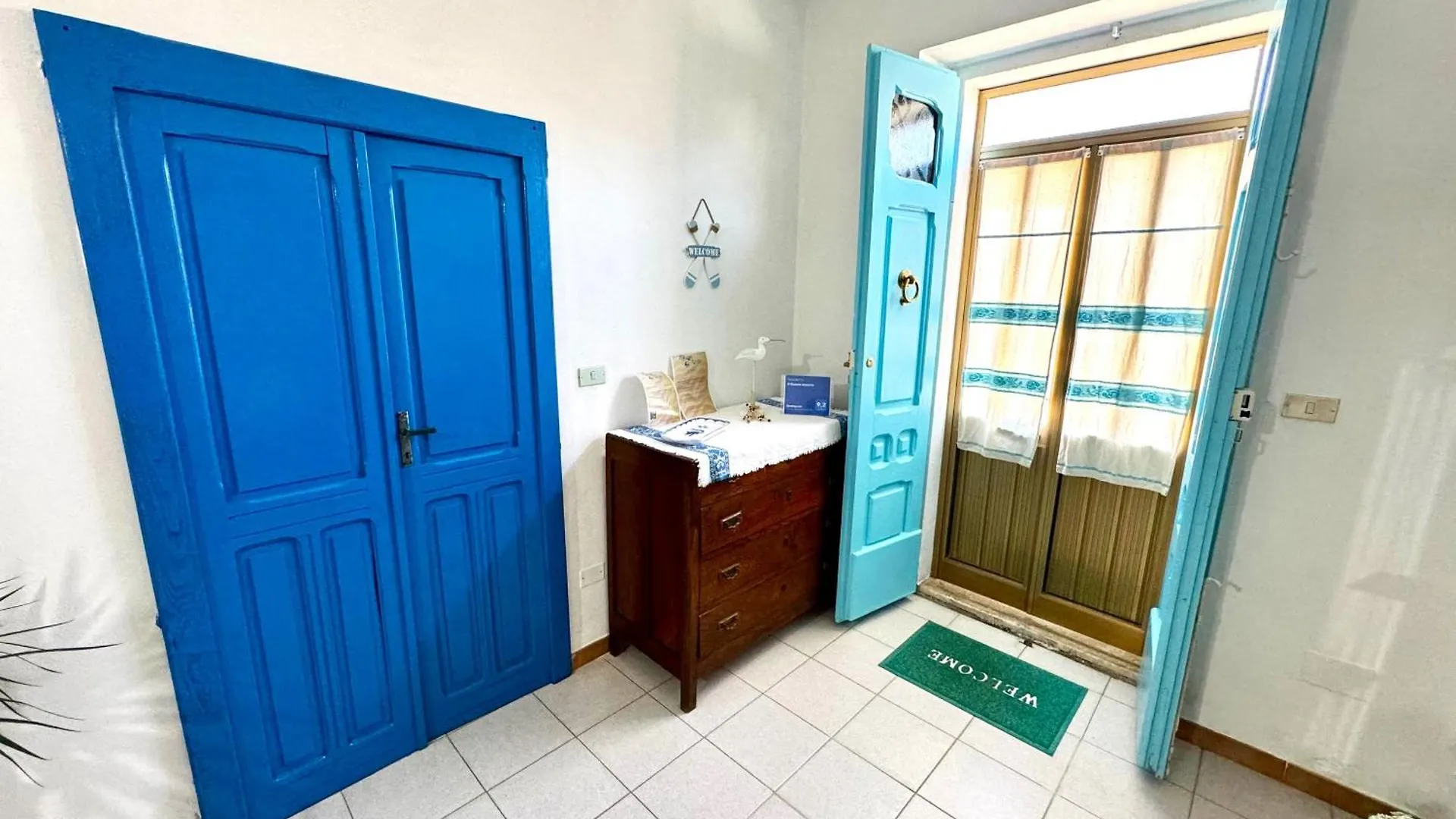 Holiday home Il Quarzo Azzurro Villa Cabras Italy